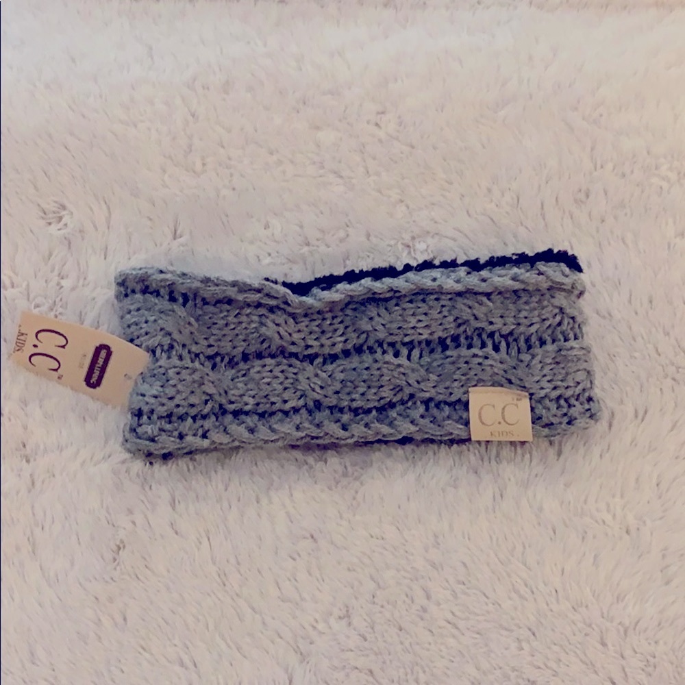 C.C boutique kids Sherpa lining headband